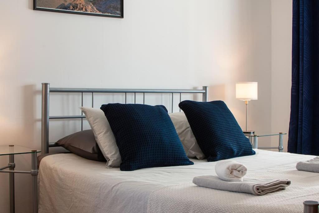 Casa Marlay Spacious, Heated Pool, Bbq & Fast Wi-Fi Only 15 Minutes Walk To Town Playa Blanca  Exterior photo
